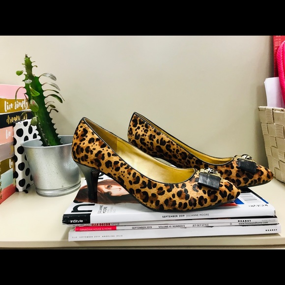 Naturalizer leather leopard print heels - Picture 3 of 8